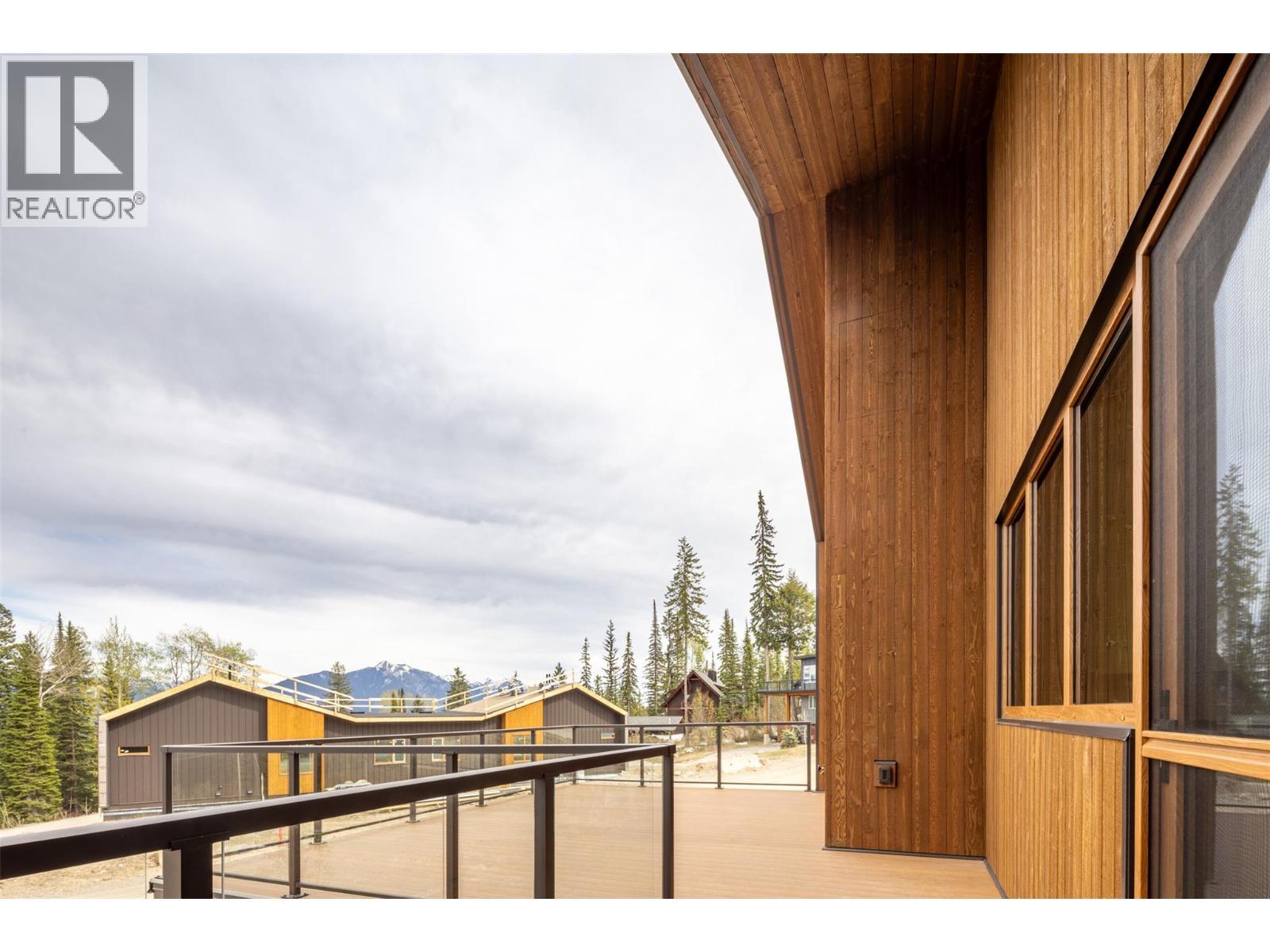 1654 Howse Pass, Golden, BC - Outdoor