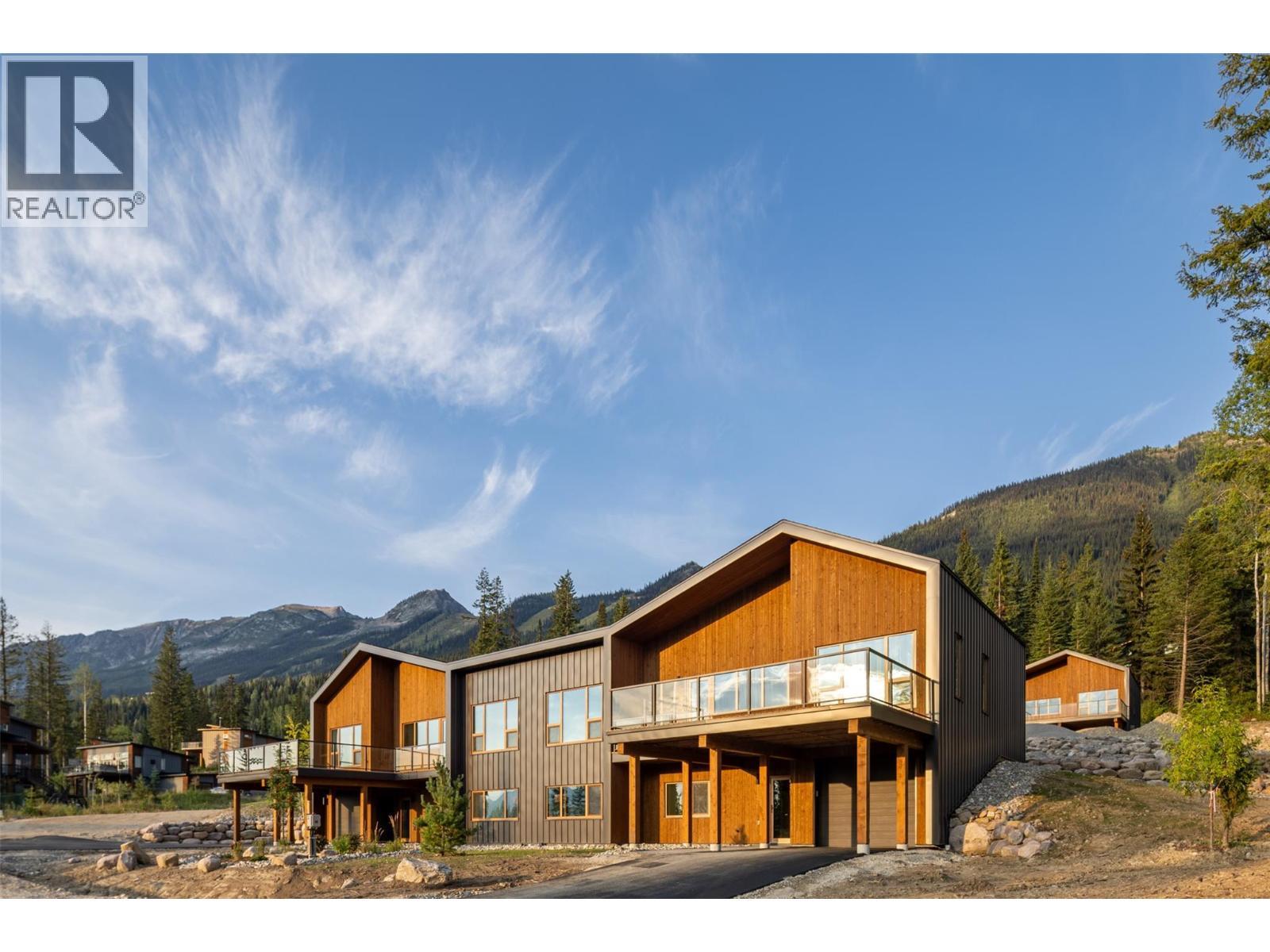 1654 Howse Pass, Golden, BC - Outdoor