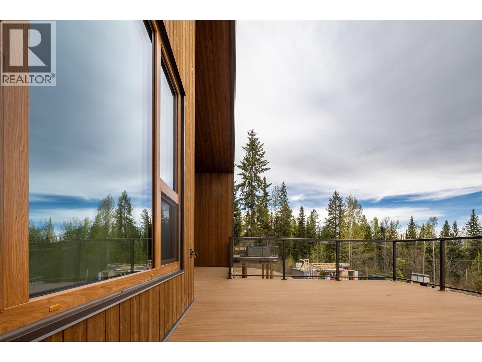 1654 Howse Pass, Golden, BC - Outdoor