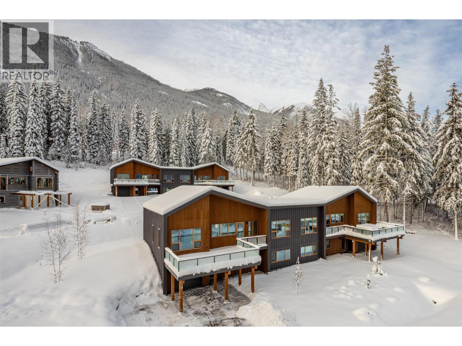 1654 Howse Pass, Golden, BC - Outdoor