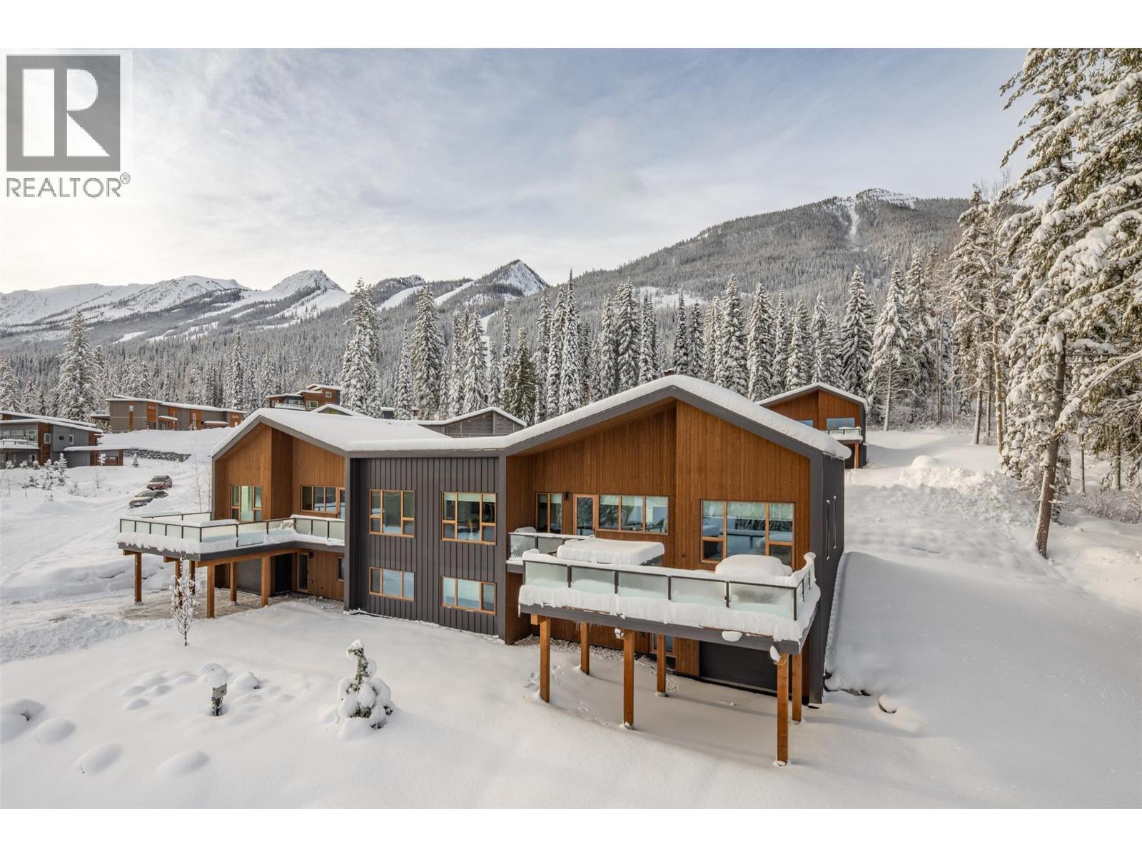 1654 Howse Pass, Golden, BC - Outdoor