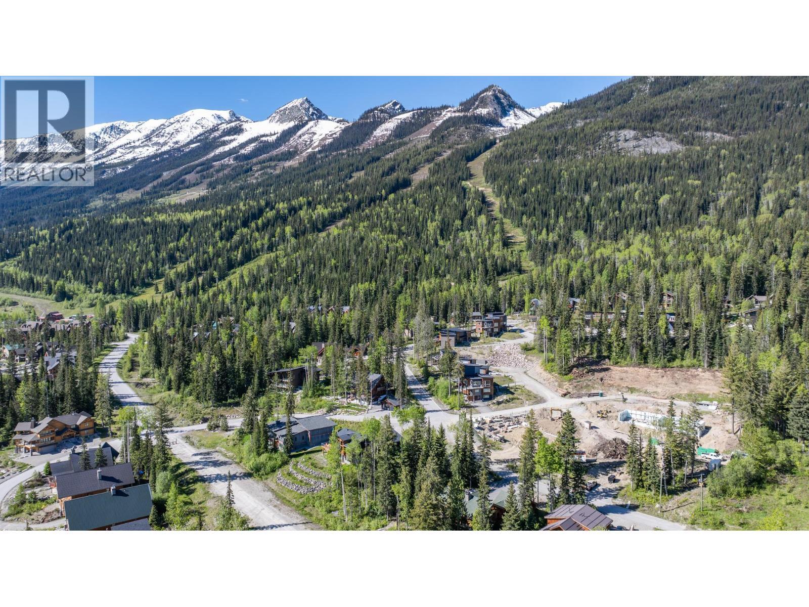 1654 Howse Pass, Golden, BC - Outdoor With View