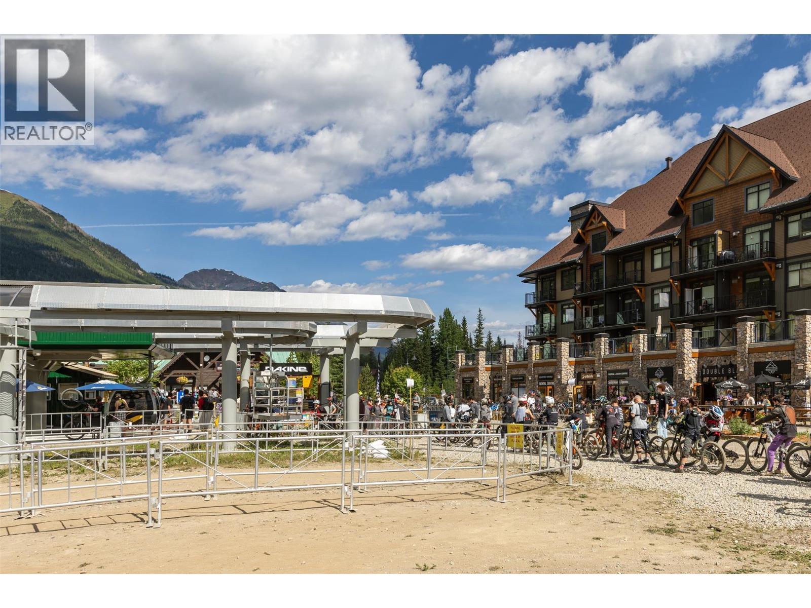 1654 Howse Pass, Golden, BC - Outdoor