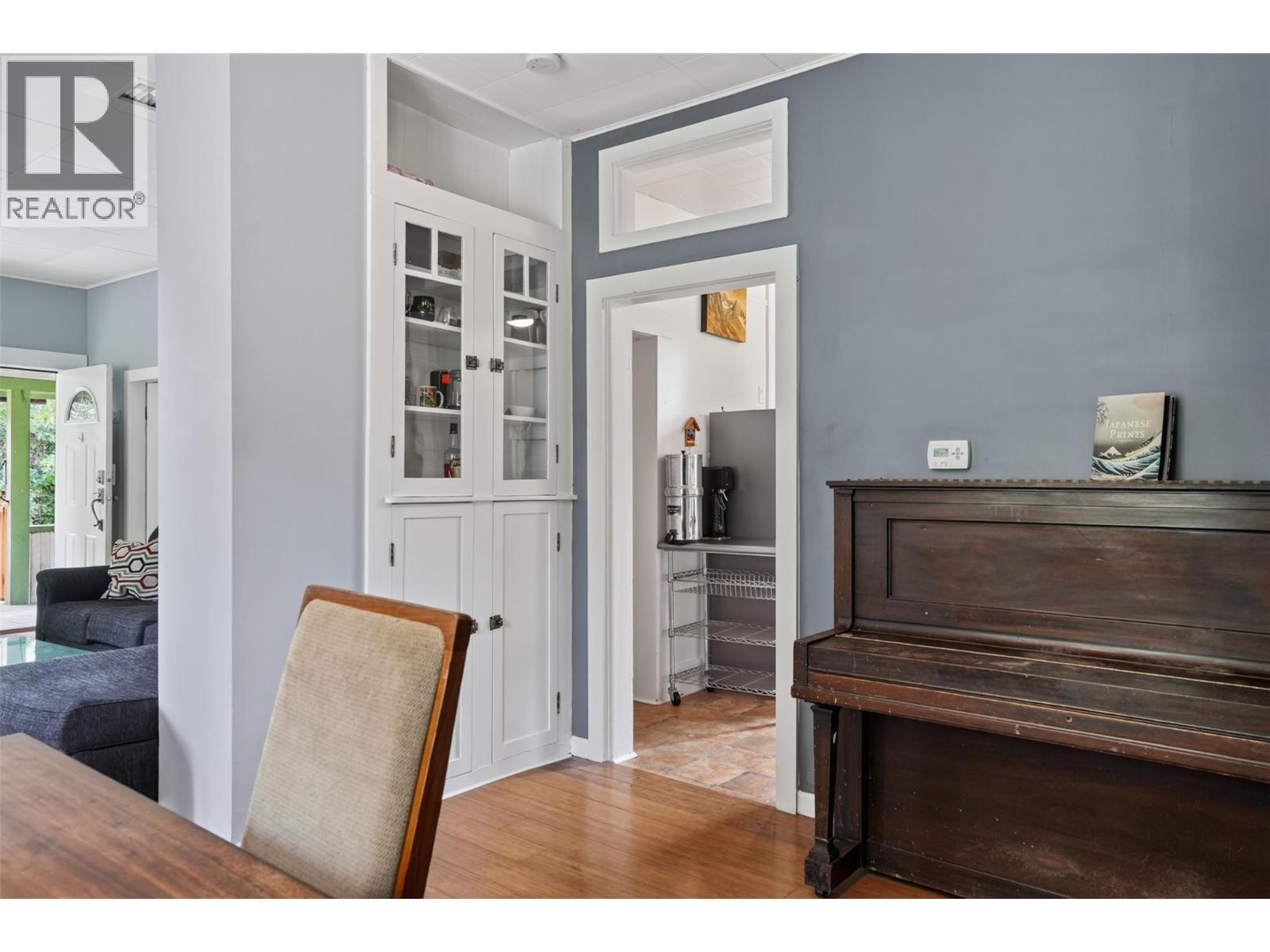 703 Pine Street, Nelson, BC - Indoor Photo Showing Other Room