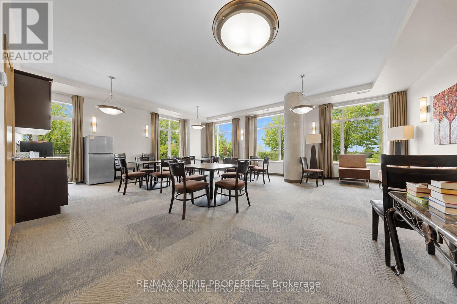 506 - 310 Centrum Boulevard, Ottawa, ON - Indoor Photo Showing Dining Room