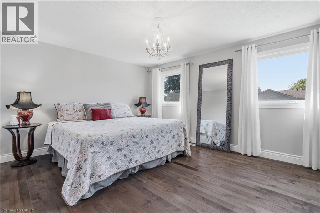 25 Winter Way, Brantford, ON - Indoor Photo Showing Bedroom