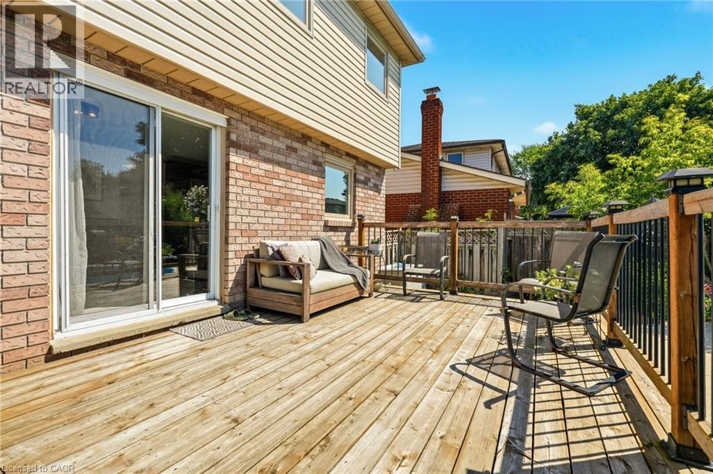 25 Winter Way, Brantford, ON - Outdoor With Deck Patio Veranda With Exterior
