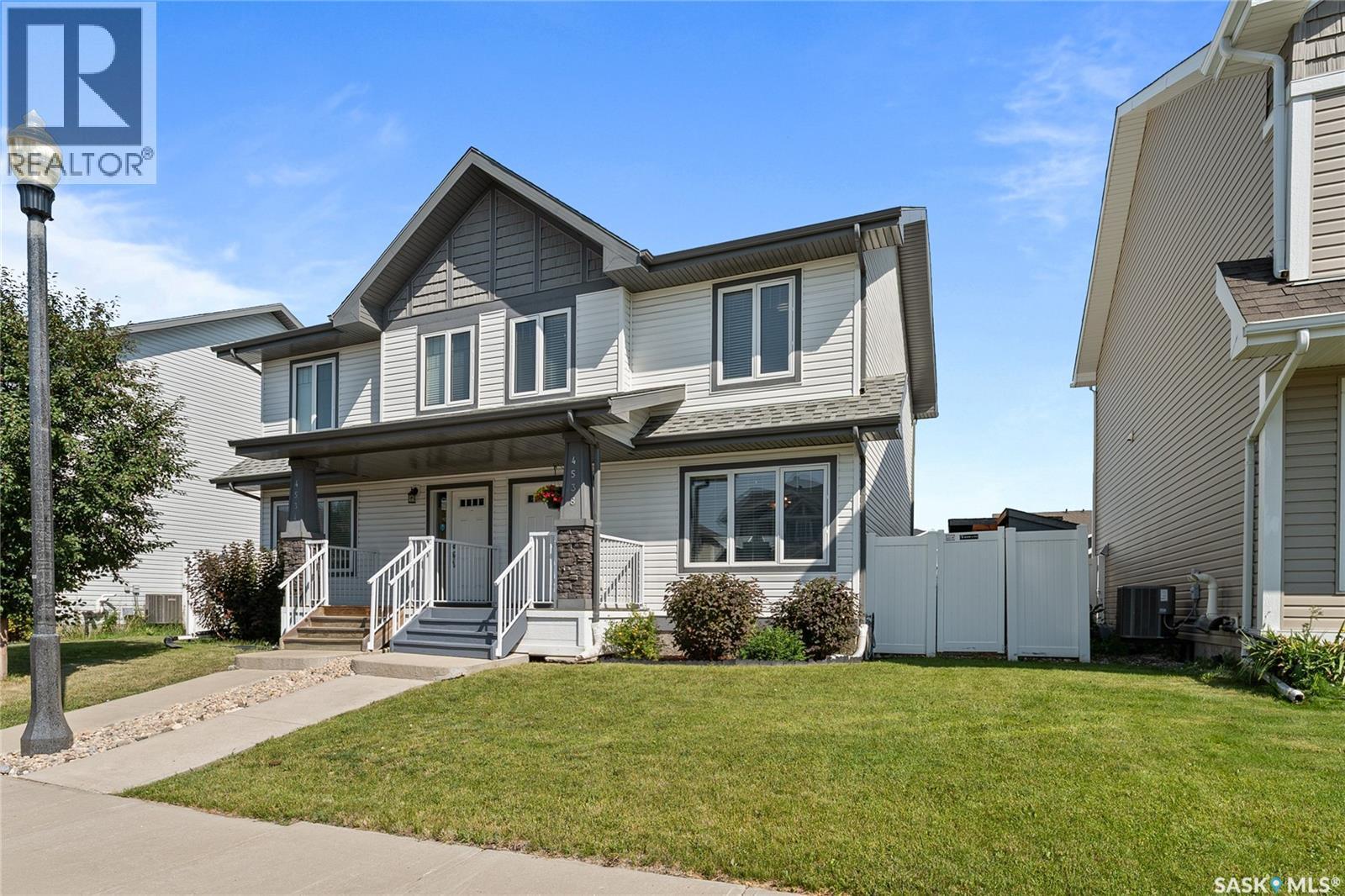 4538 Green Rock Road E, Regina, SK - Outdoor With Facade