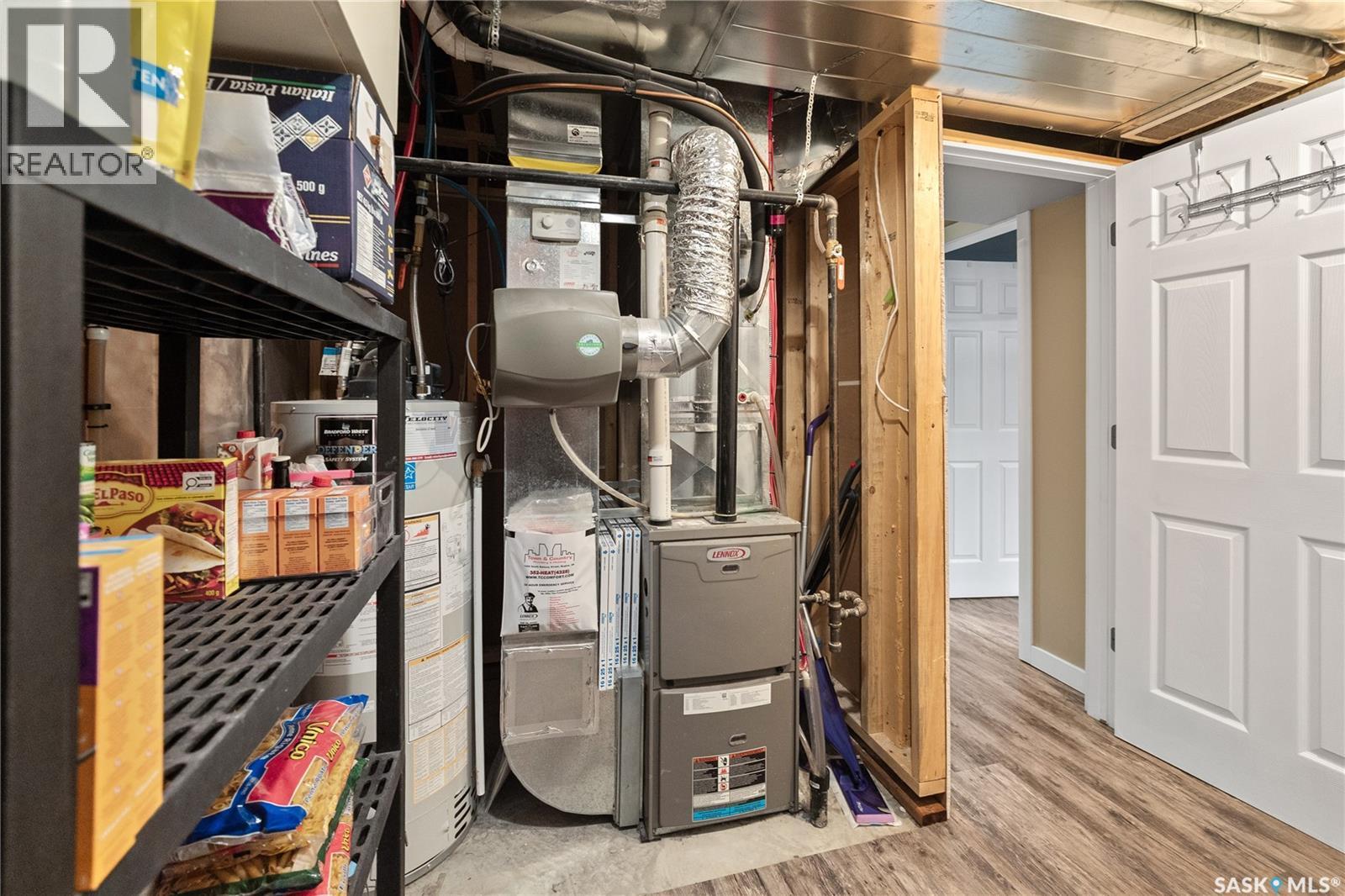 4538 Green Rock Road E, Regina, SK - Indoor Photo Showing Basement