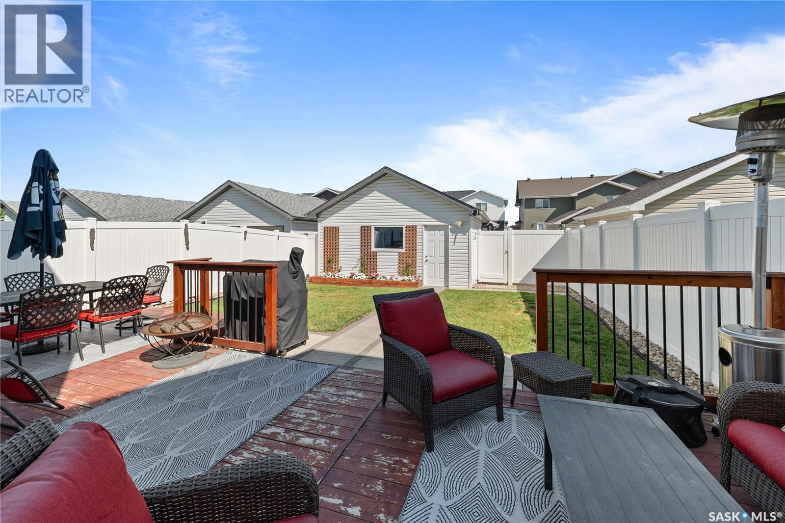 4538 Green Rock Road E, Regina, SK - Outdoor With Deck Patio Veranda