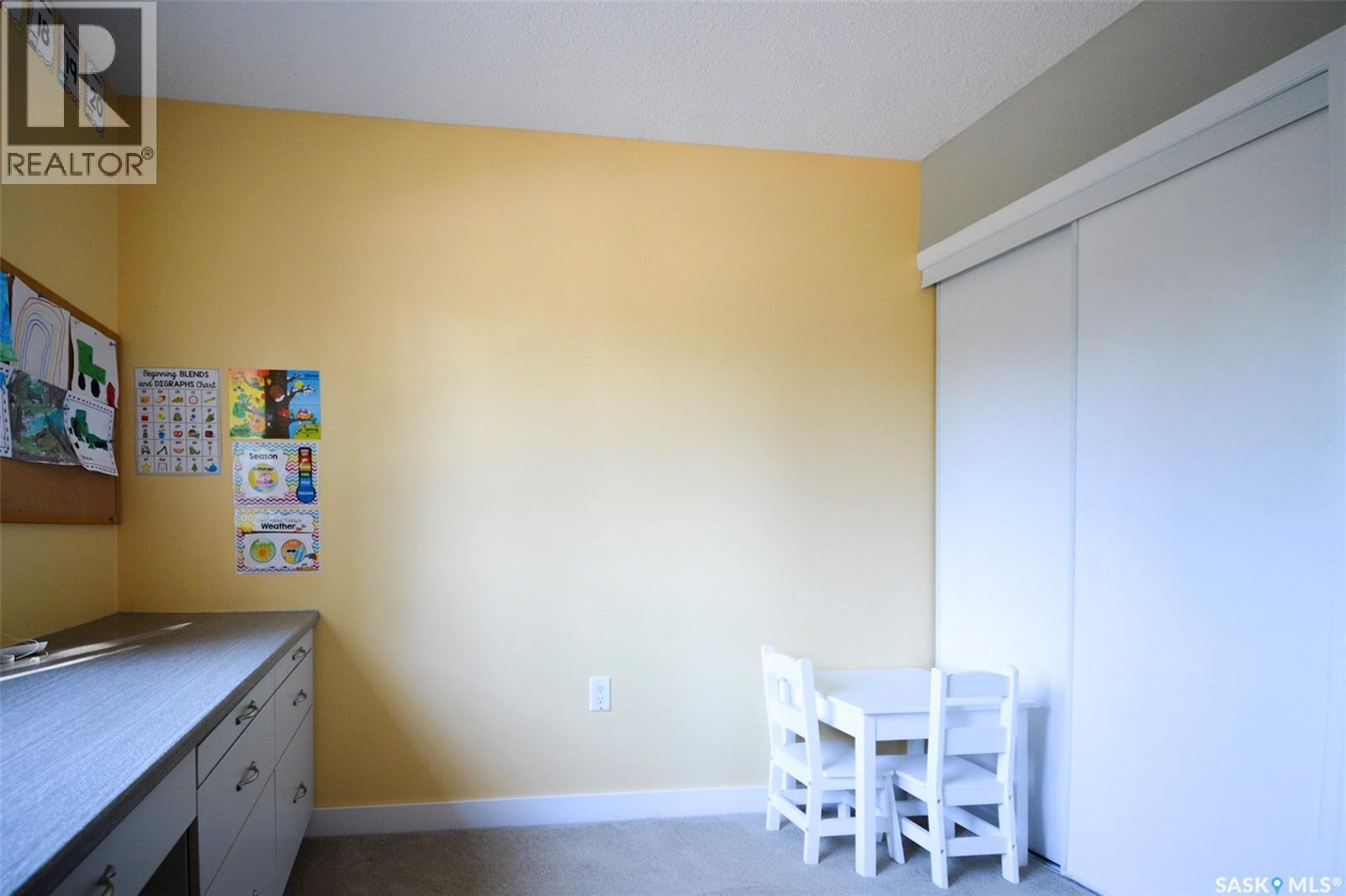 520 Assiniboia Avenue, Southey, SK - Indoor