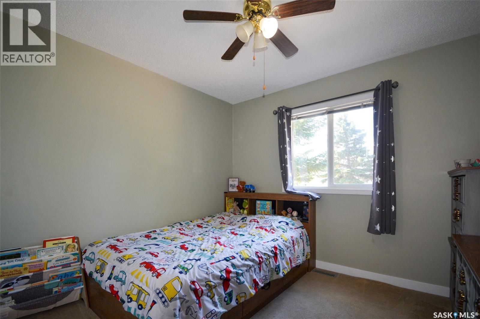 520 Assiniboia Avenue, Southey, SK - Indoor Photo Showing Bedroom