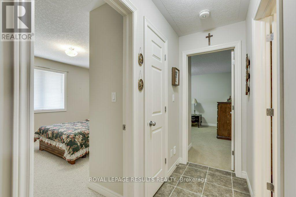 126 Glendale Drive, Tillsonburg, ON - Indoor Photo Showing Other Room