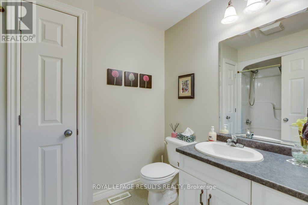 126 Glendale Drive, Tillsonburg, ON - Indoor Photo Showing Bathroom
