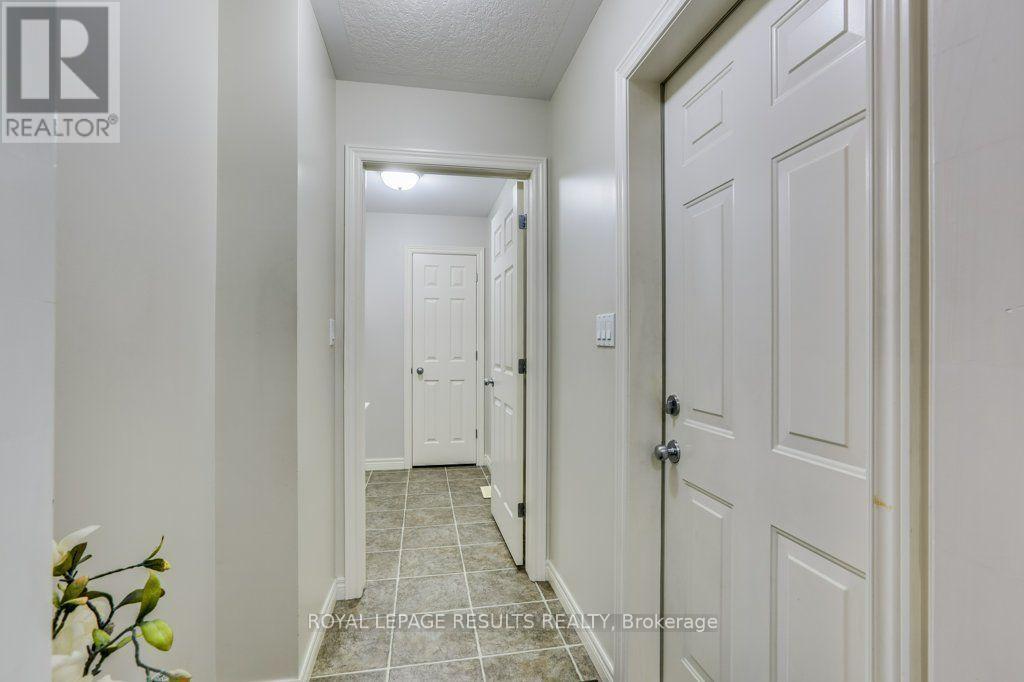 126 Glendale Drive, Tillsonburg, ON - Indoor Photo Showing Other Room