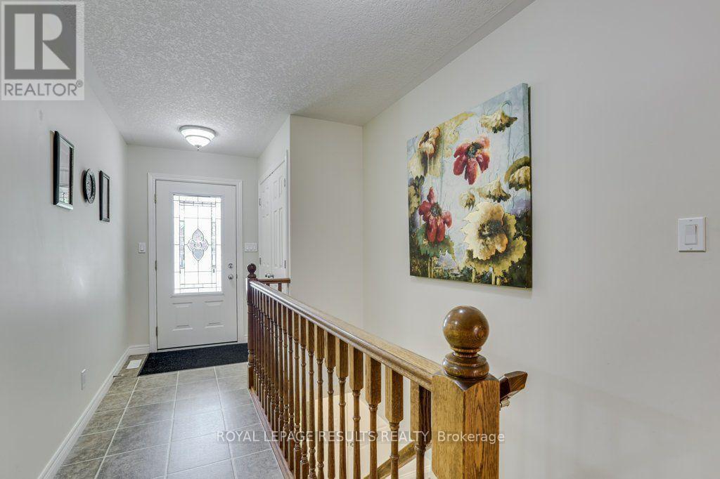 126 Glendale Drive, Tillsonburg, ON - Indoor Photo Showing Other Room