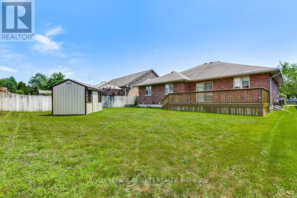 126 Glendale Drive, Tillsonburg, ON - Outdoor