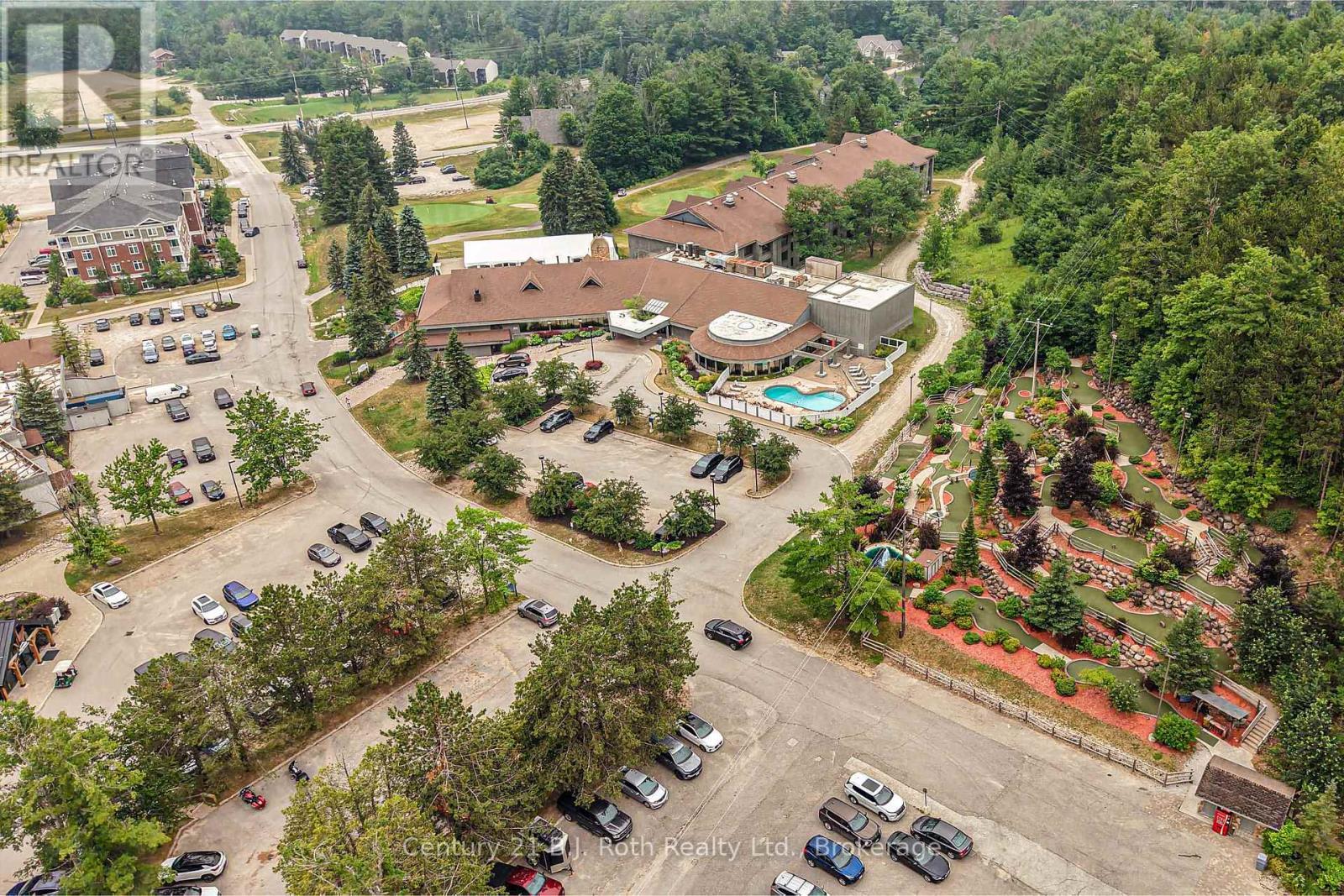 Horseshoe Valley Resort - Suite 206 - 40 Horseshoe Boulevard, Oro-Medonte (Horseshoe Valley), ON - Outdoor With View