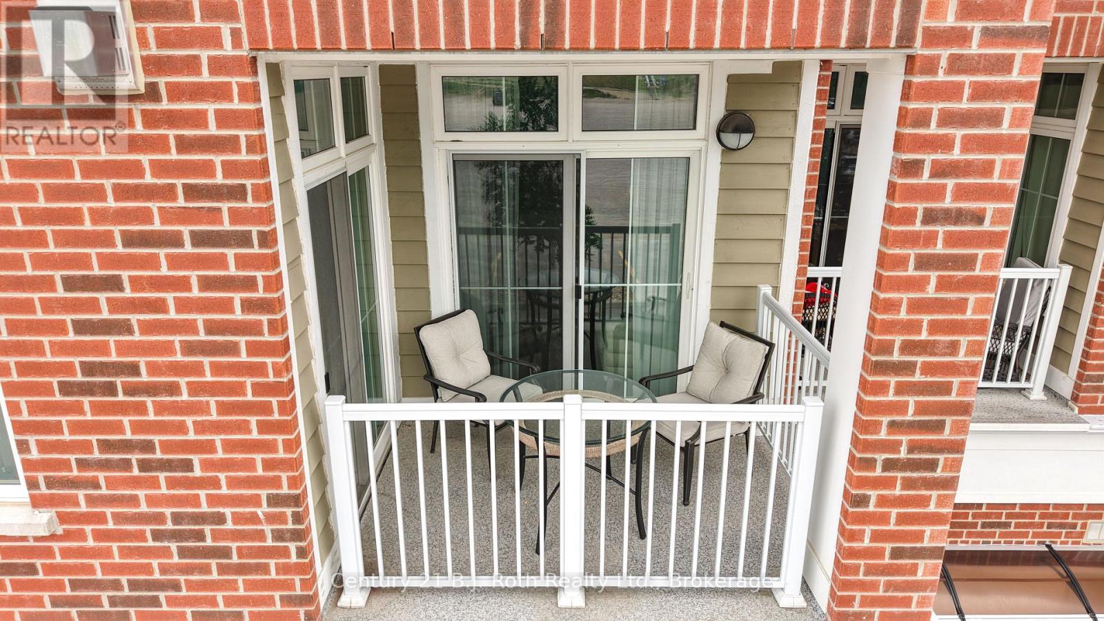 Perfect spot for relaxing! - Suite 206 - 40 Horseshoe Boulevard, Oro-Medonte (Horseshoe Valley), ON - Outdoor With Exterior