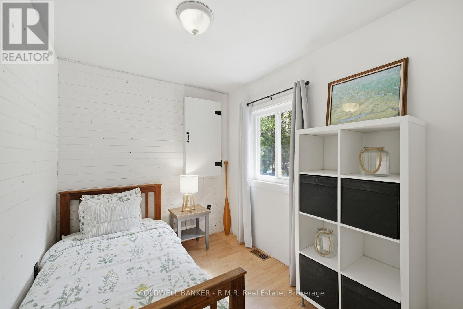 63 Little Silver Lake Way, Trent Lakes, ON - Indoor Photo Showing Bedroom