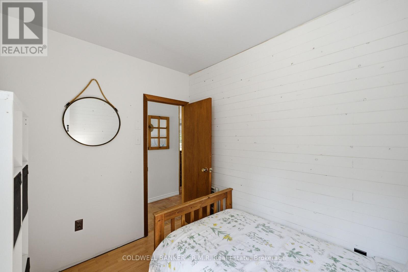 63 Little Silver Lake Way, Trent Lakes, ON - Indoor Photo Showing Bedroom