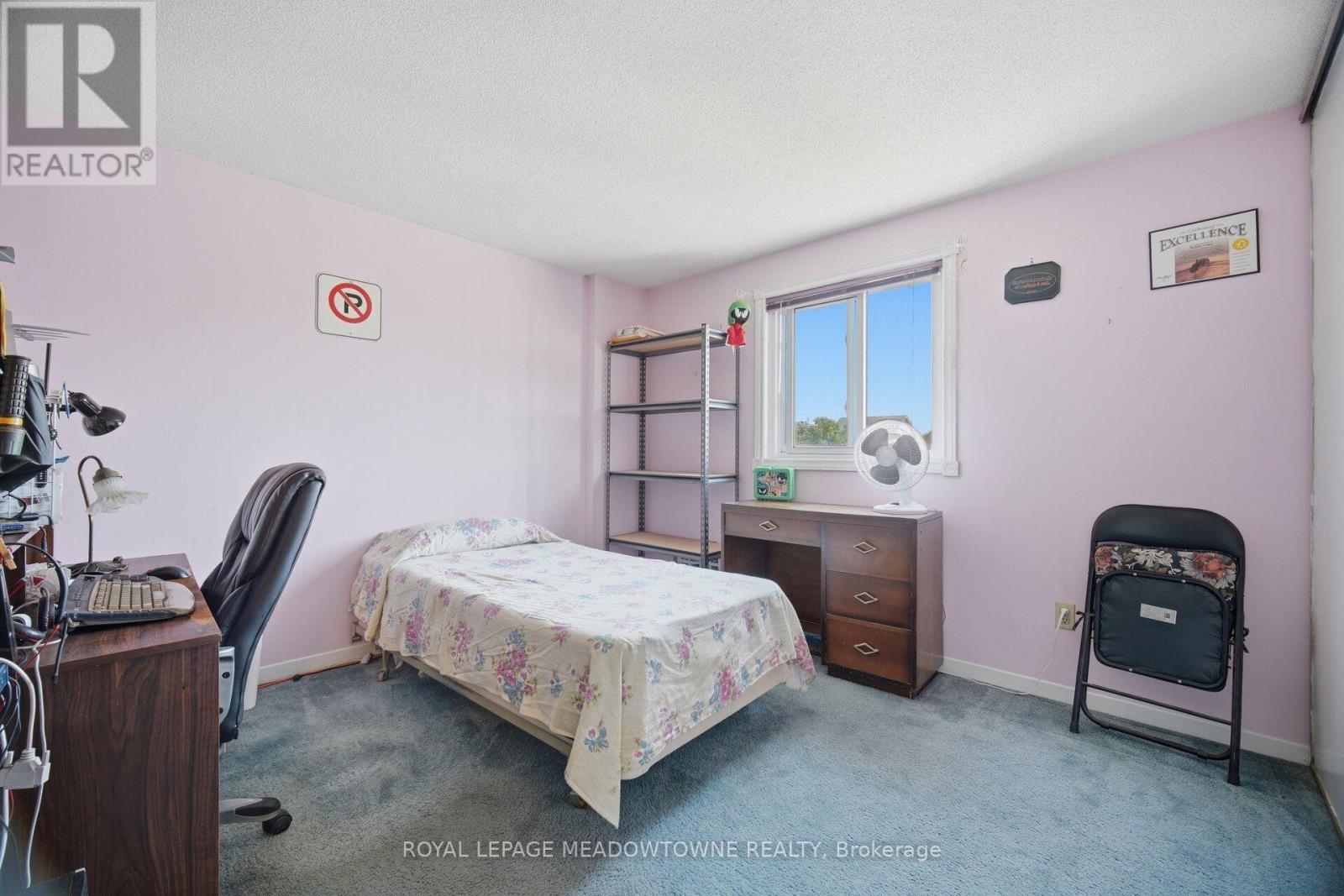 3139 Cambourne Crescent, Mississauga, ON - Indoor Photo Showing Bedroom