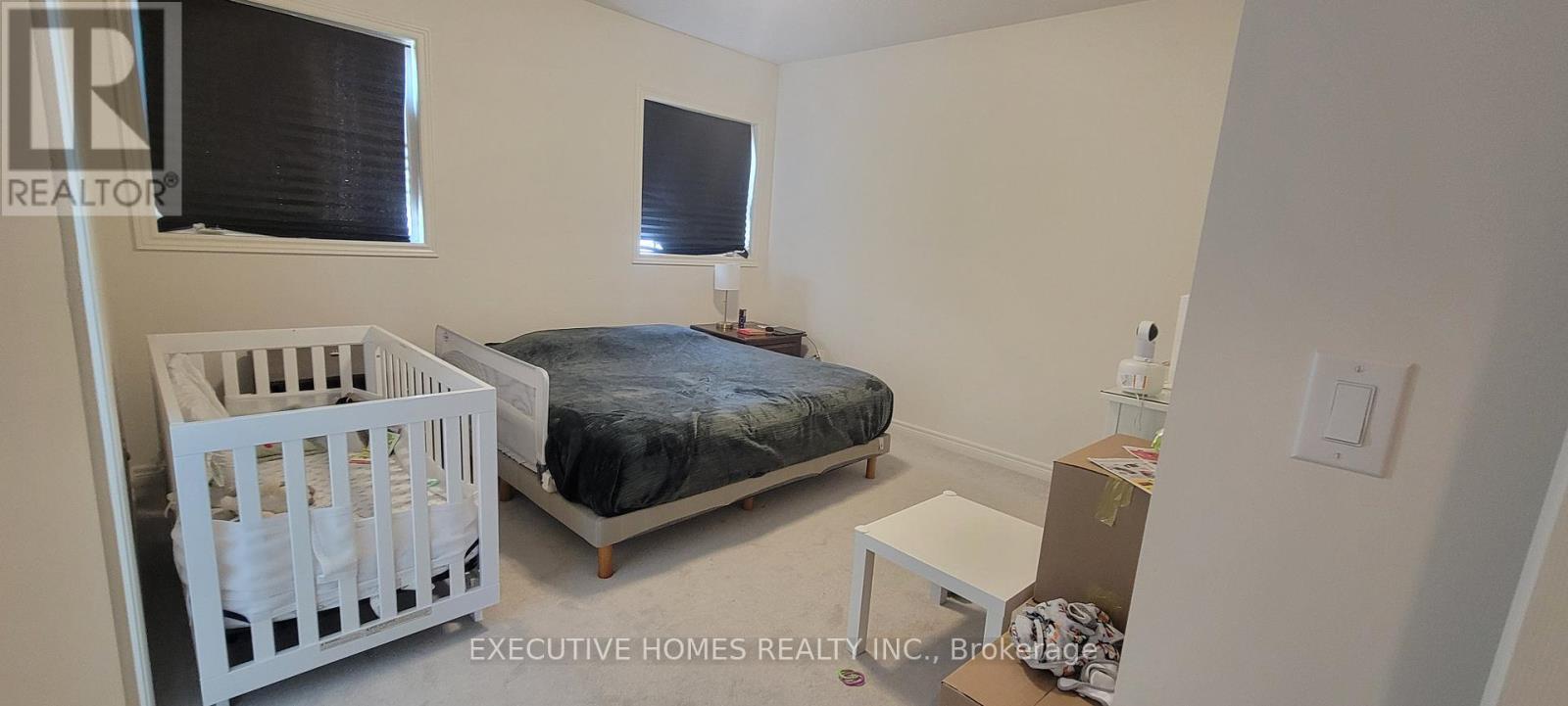 282 Great Falls Boulevard, Hamilton, ON - Indoor Photo Showing Bedroom