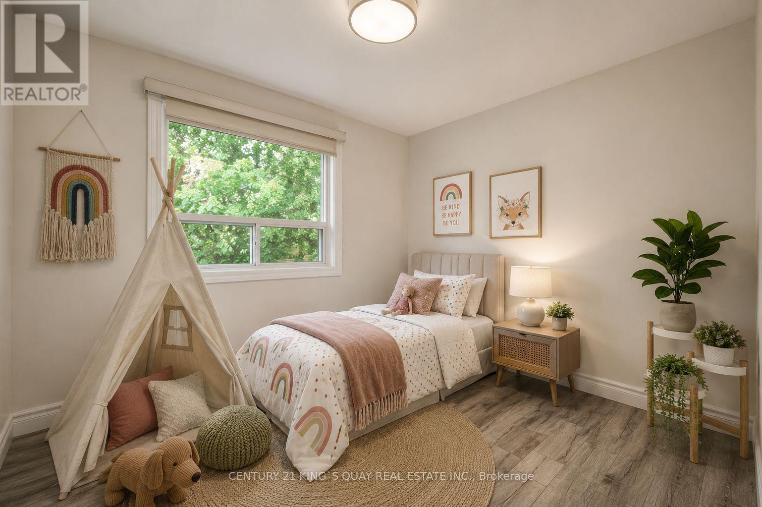 176 Felix Road, Richmond Hill, ON - Indoor Photo Showing Bedroom