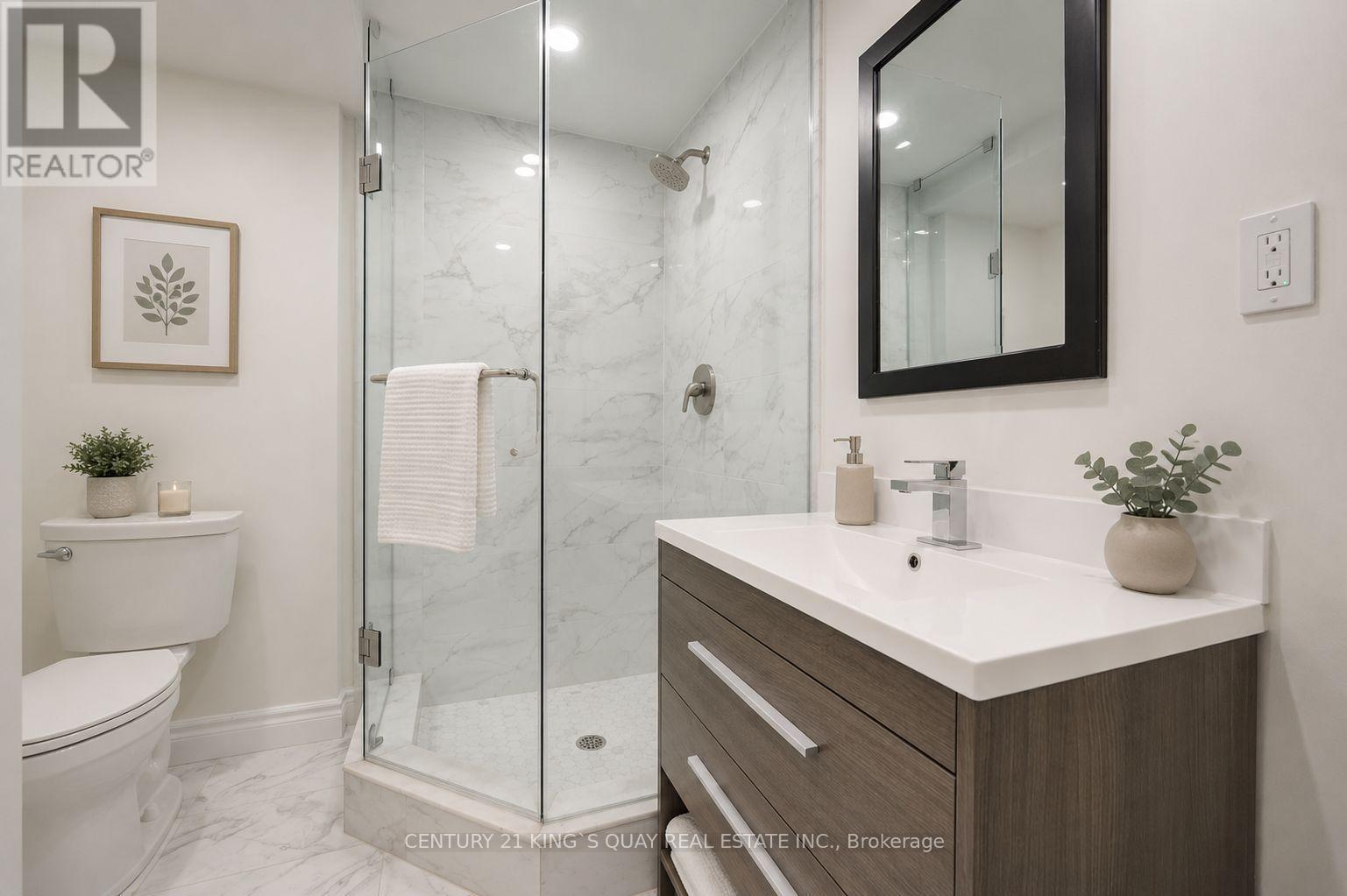 176 Felix Road, Richmond Hill, ON - Indoor Photo Showing Bathroom