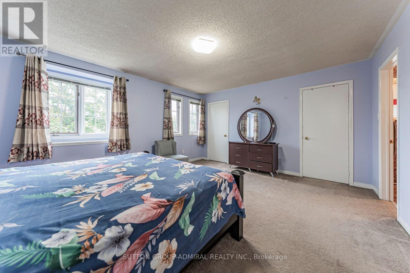 162 Bighorn Crescent, Brampton, ON - Indoor Photo Showing Bedroom