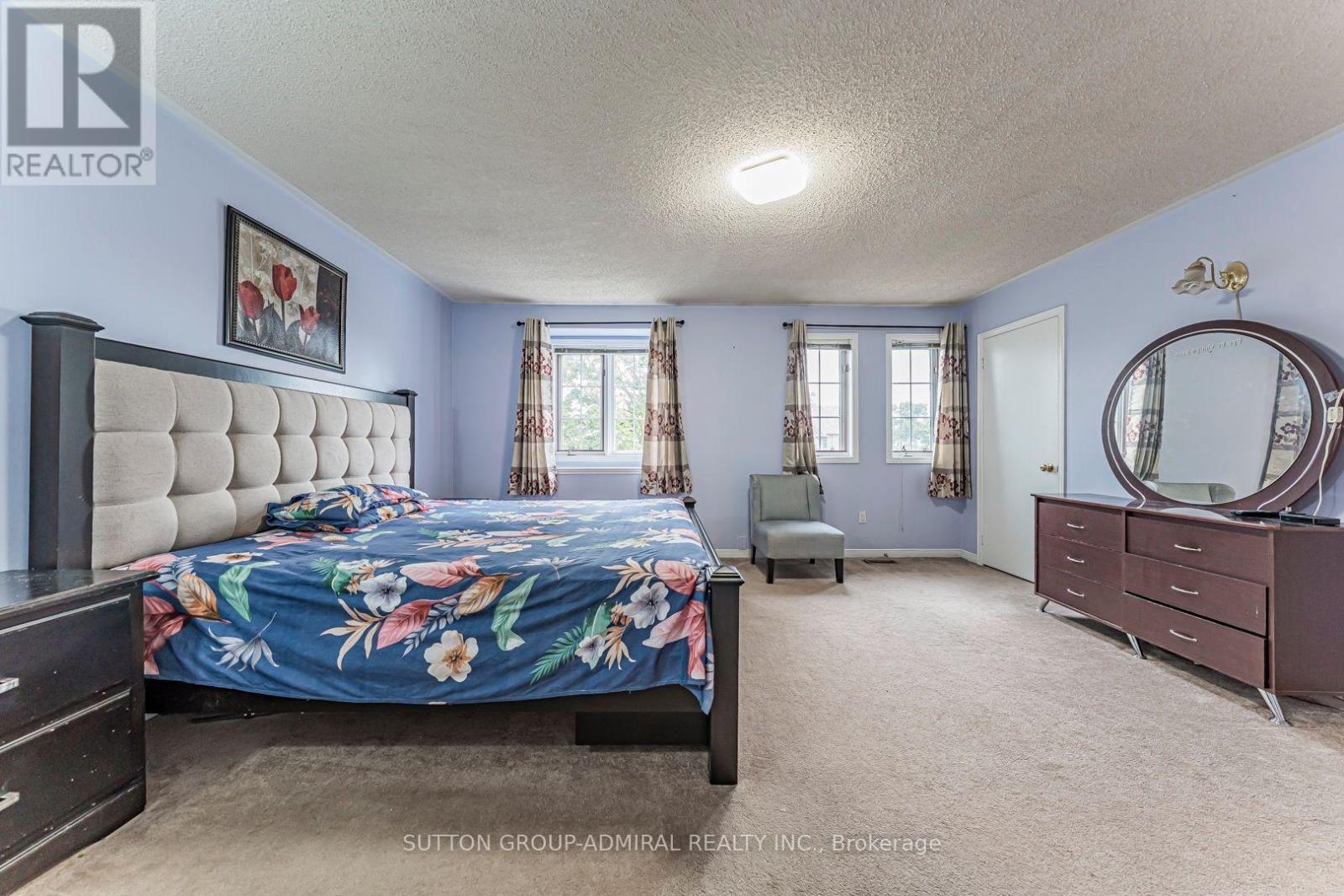 162 Bighorn Crescent, Brampton, ON - Indoor Photo Showing Bedroom