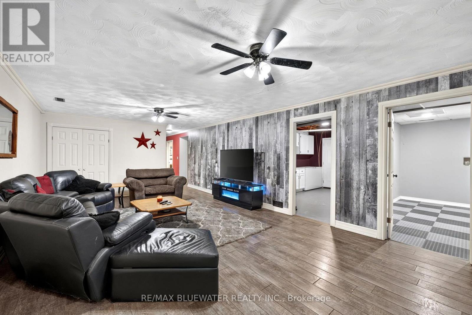 Rec Room - 210 Hill Street, Central Huron (Clinton), ON - Indoor Photo Showing Living Room