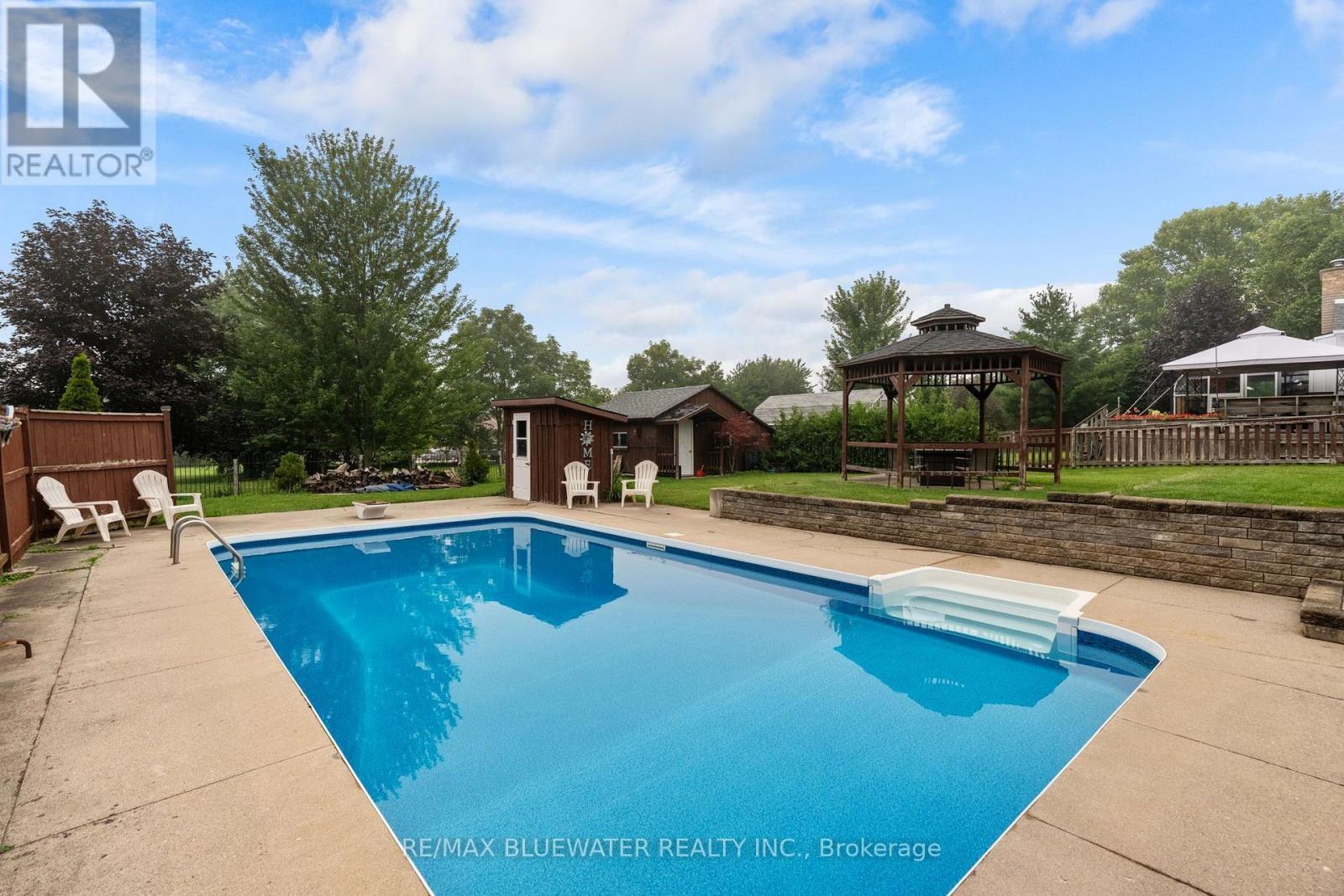 210 Hill Street, Central Huron (Clinton), ON - Outdoor With In Ground Pool With Backyard