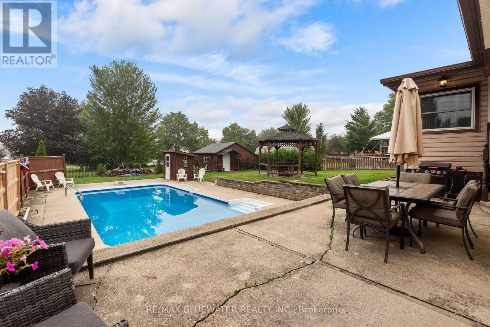 210 Hill Street, Central Huron (Clinton), ON - Outdoor With In Ground Pool