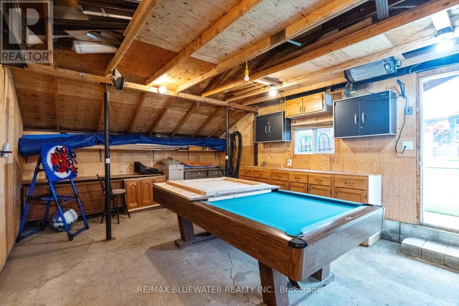 210 Hill Street, Central Huron (Clinton), ON - Indoor Photo Showing Other Room