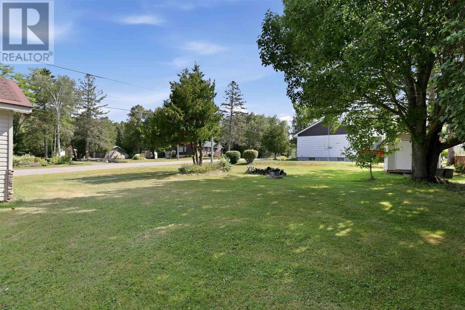 59 Queen St, Thessalon, ON - Outdoor
