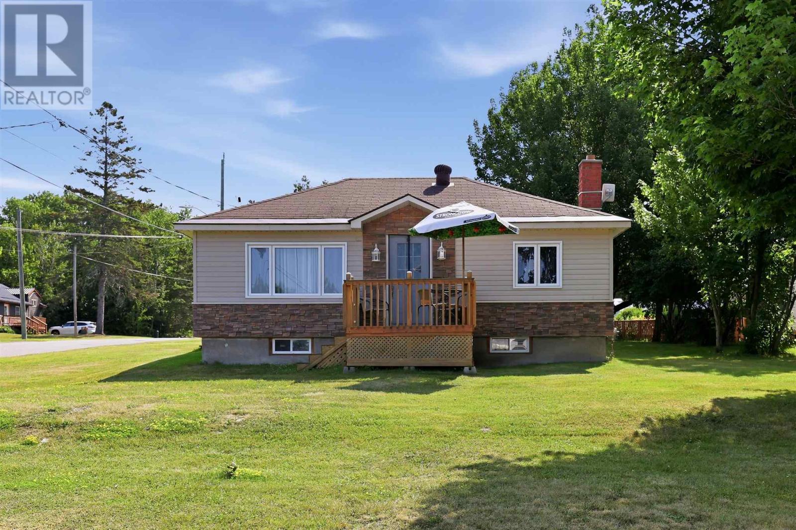 59 Queen St, Thessalon, ON - Outdoor