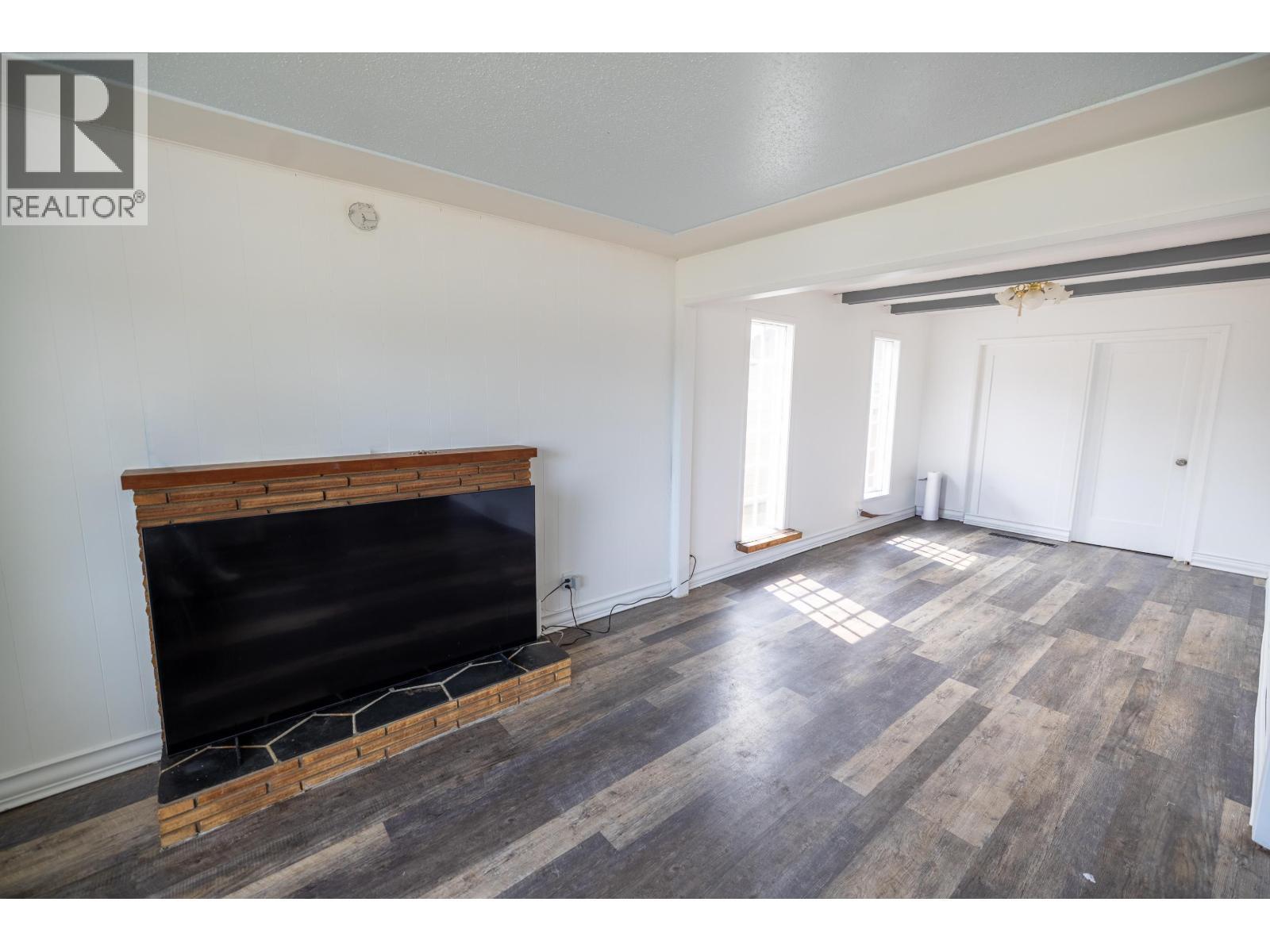 133 S Moffat Street, Prince George, BC - Indoor