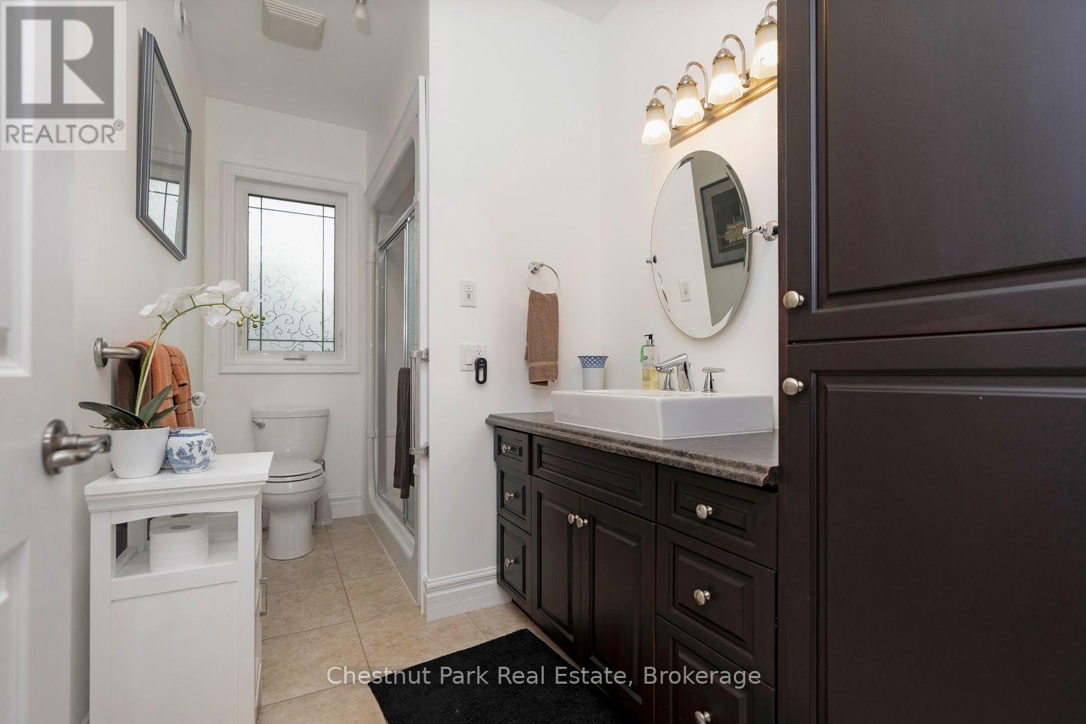 Third of 5 bathrooms - 133 Lakeshore Road E, Blue Mountains, ON - Indoor