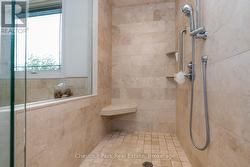 Walk in shower -