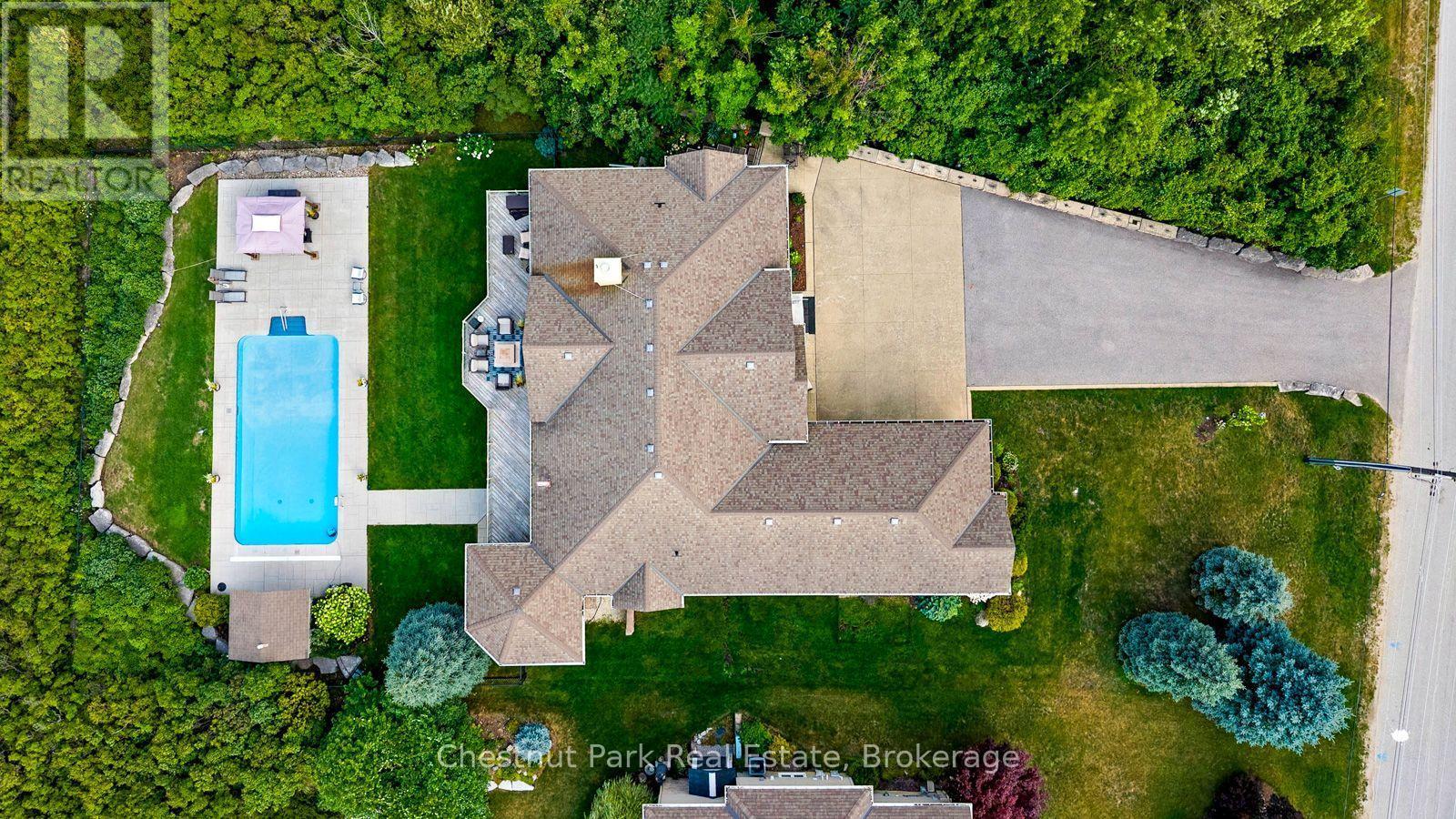 133 Lakeshore Road E, Blue Mountains, ON - Outdoor
