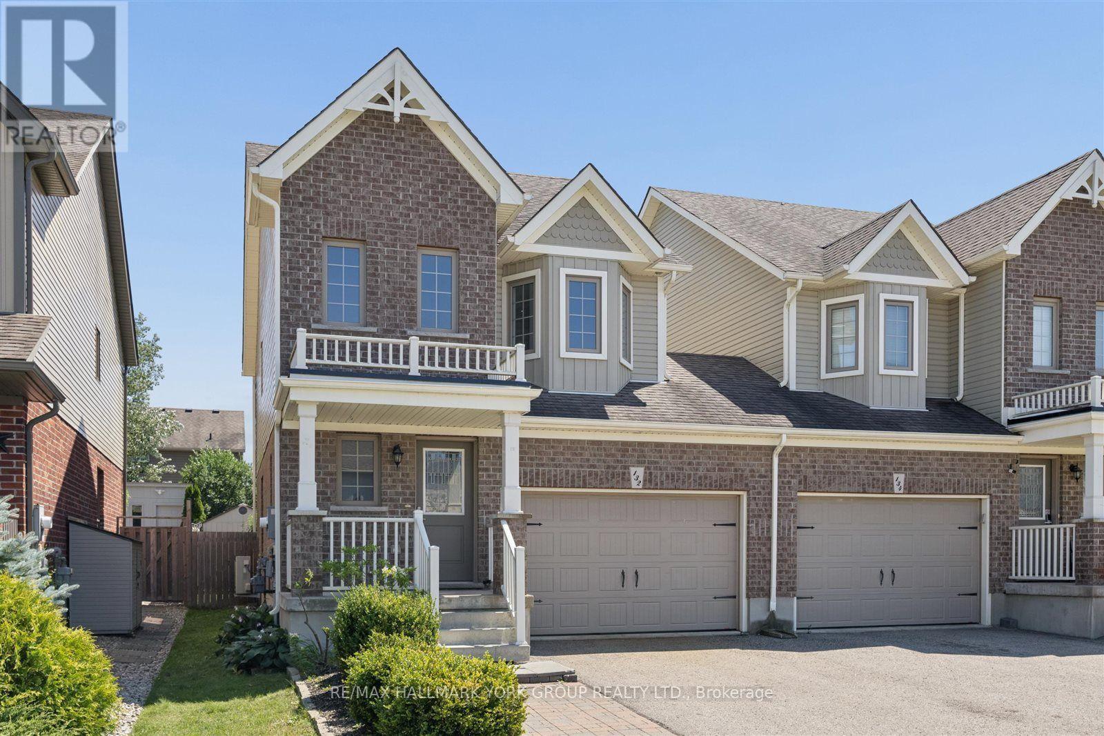 132 Banting Crescent, Essa, ON - Outdoor With Facade