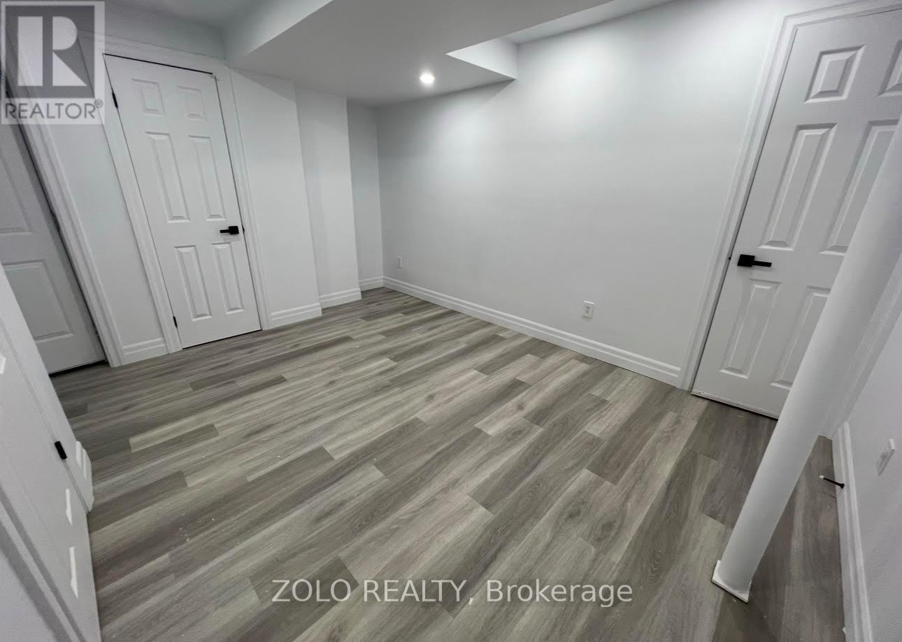 1911 Swan Street, Innisfil, ON - Indoor Photo Showing Other Room