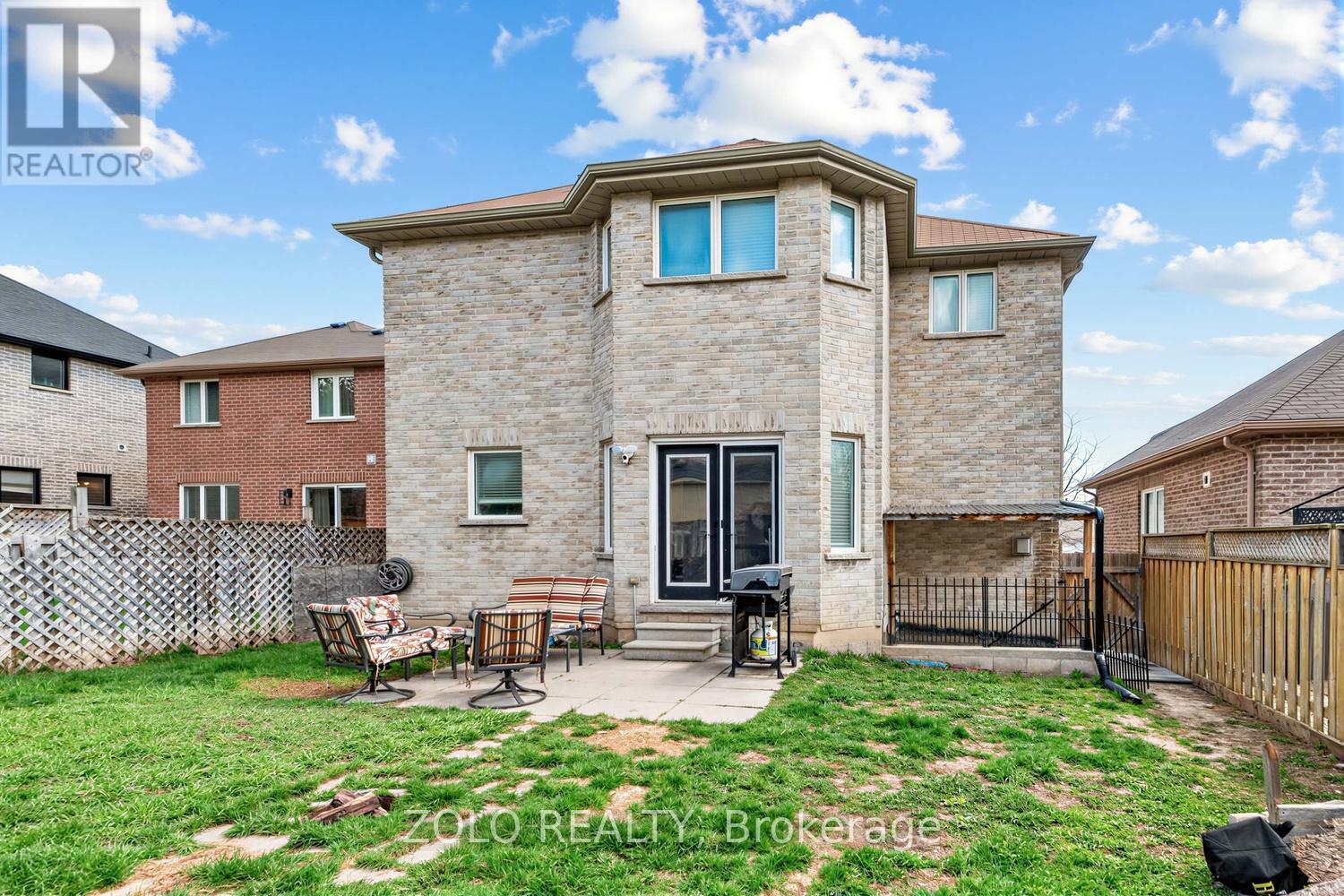 1911 Swan Street, Innisfil, ON - Outdoor