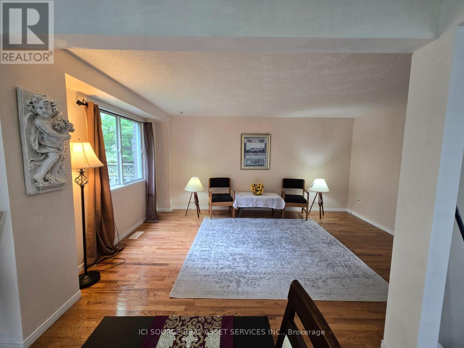 90 Cole Road, Guelph, ON - Indoor