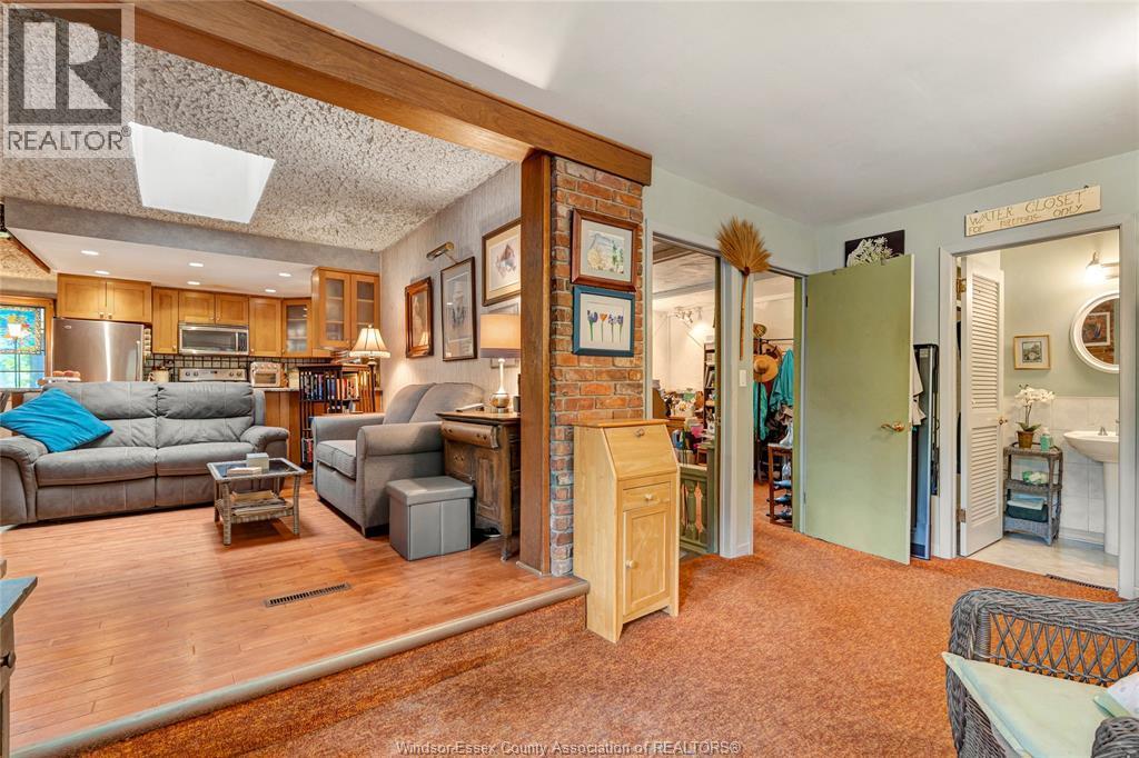 1335 Laurier Drive, Lasalle, ON - Indoor Photo Showing Other Room