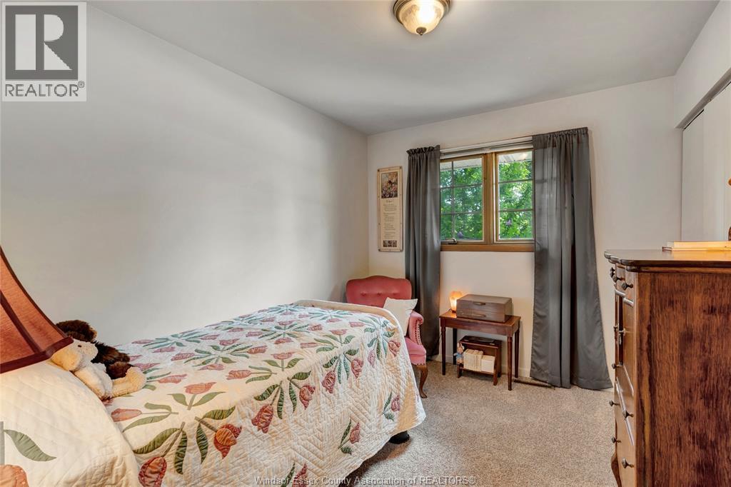 1335 Laurier Drive, Lasalle, ON - Indoor Photo Showing Bedroom