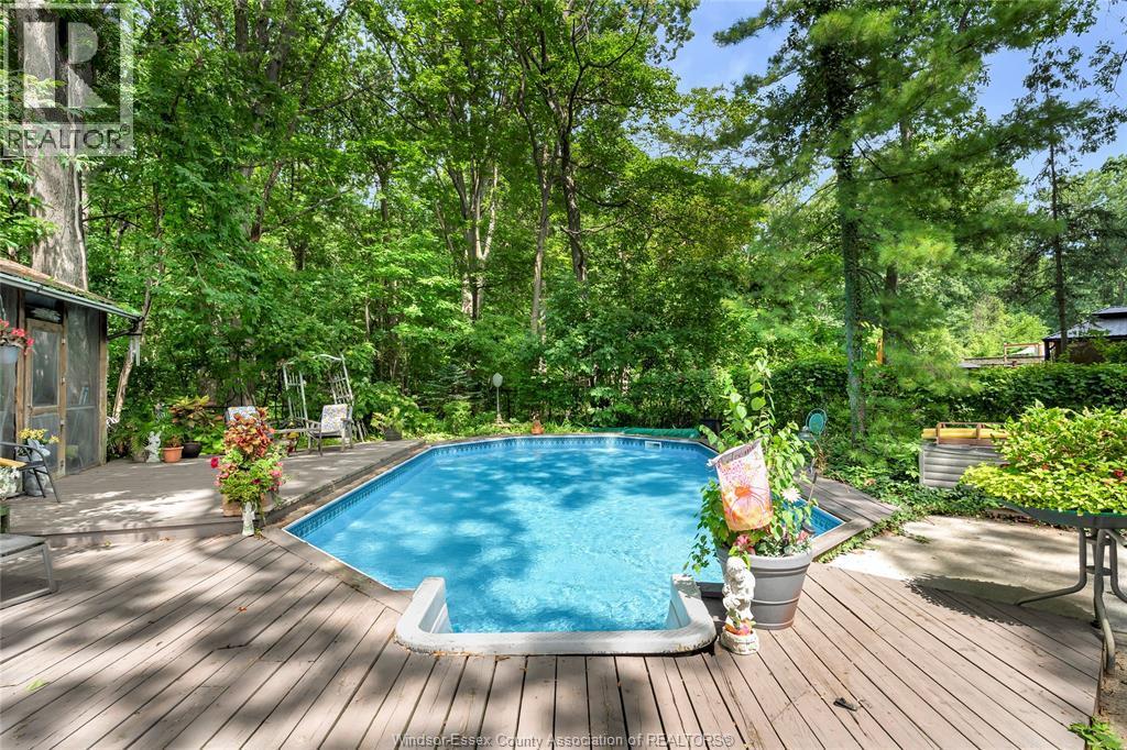 1335 Laurier Drive, Lasalle, ON - Outdoor With Deck Patio Veranda With Backyard