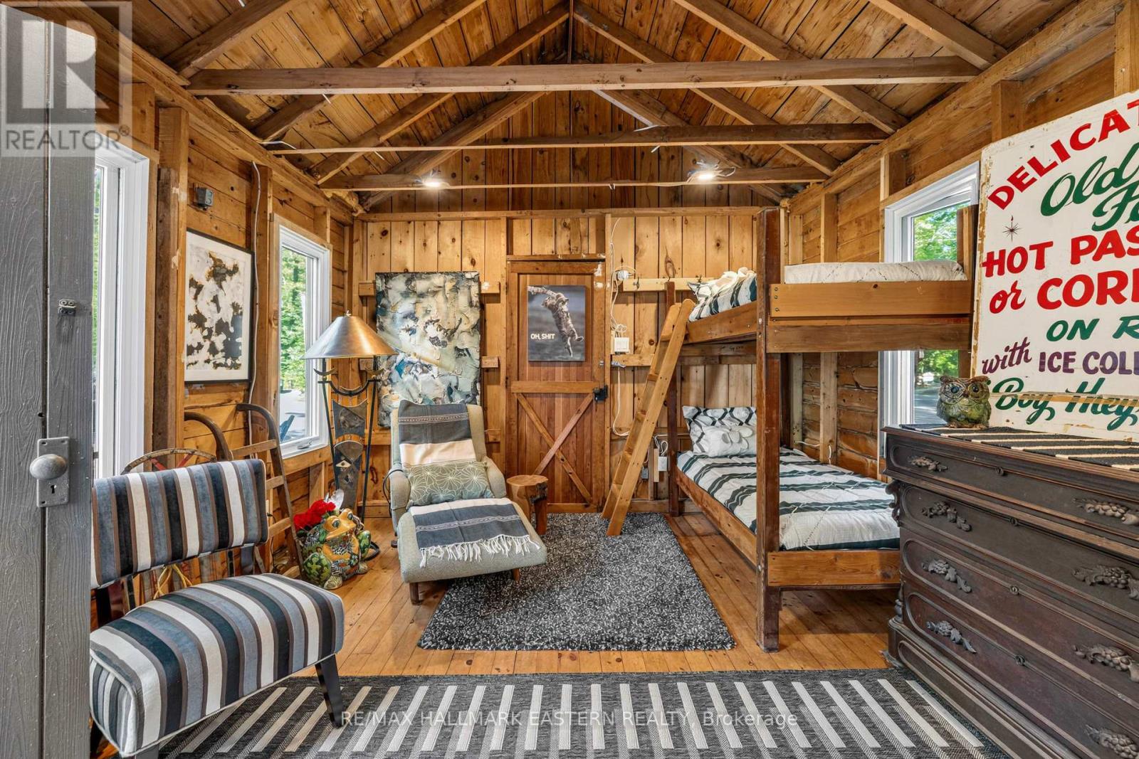 1052 Tedford Lane, Douro-Dummer, ON - Indoor