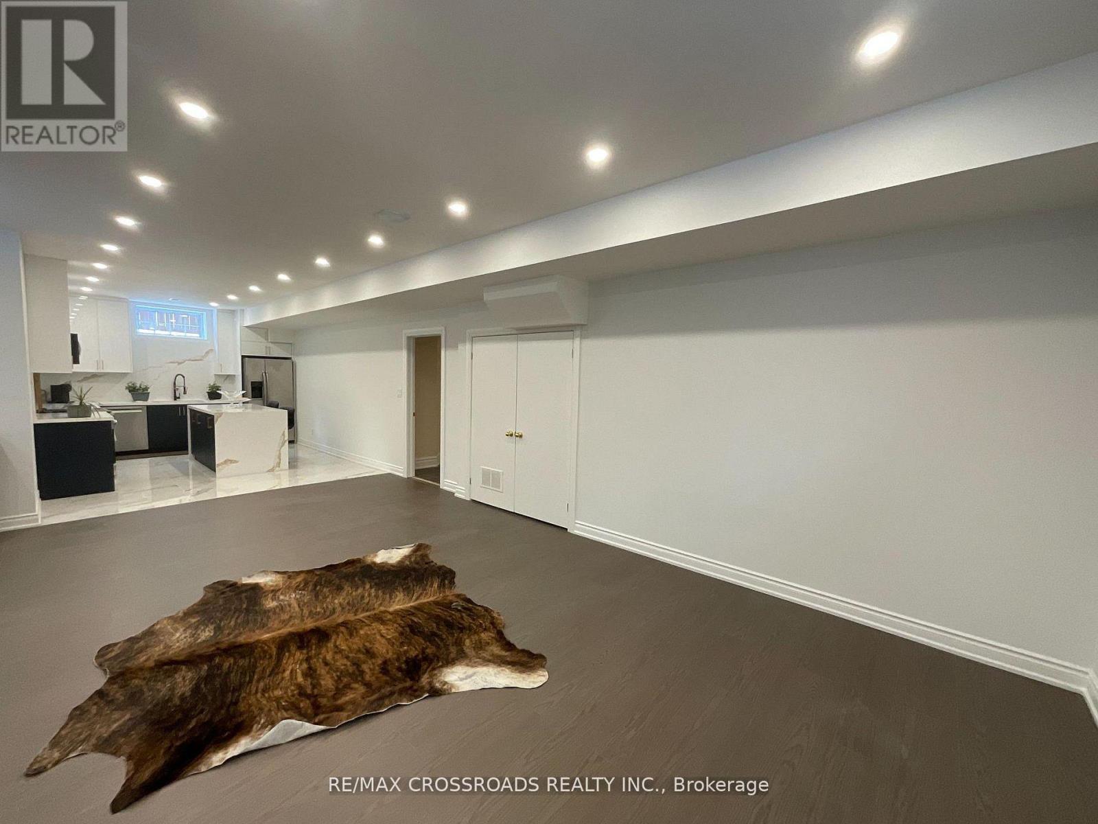 129 Lakeland Crescent, Richmond Hill, ON - Indoor Photo Showing Other Room